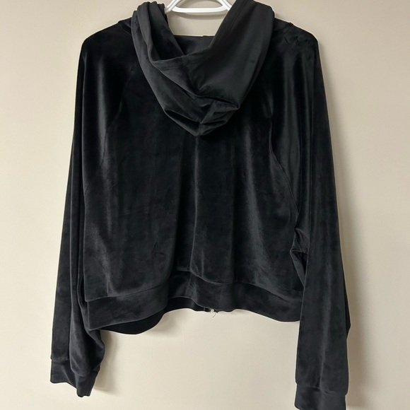 Victoria Secret Velour Rhinestone Black Cropped Sweater - Picture 3 of 4